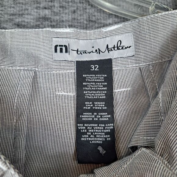 Travis Mathew Mens 32 Gray Performance 10" Inseam Shorts Golf Casual - Picture 3 of 13